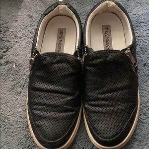 Steve Madden Black Leather Slip-on Sneakers